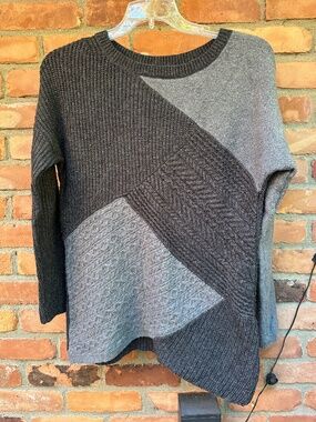 Trouve Mixed Knit Colorblock Sweater Gray Black Geometric Size Medium